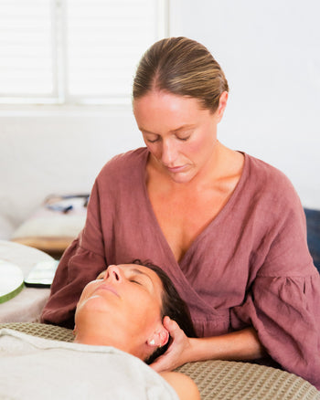 Sculptural Face Lifting with Abi